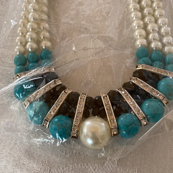 Necklace with stones and pearls. - Picture 2 of 7